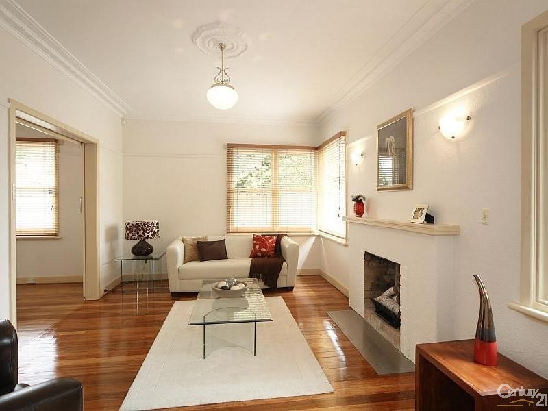 216 Tucker Road, Mckinnon VIC 3204