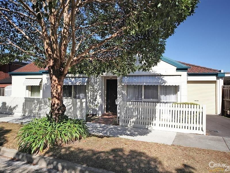 11 Maude Street, Murrumbeena VIC 3163