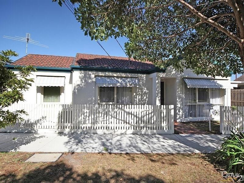 11 Maude Street, Murrumbeena VIC 3163