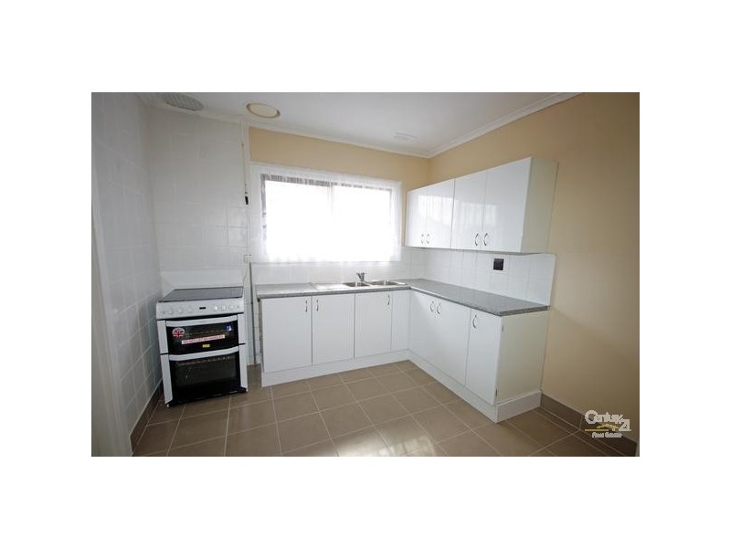 19 Jindabyne Avenue, Chadstone VIC 3148