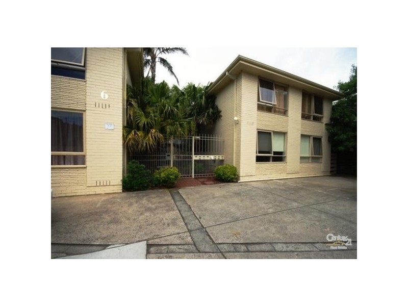 1/6 Brentwood Street, Bentleigh VIC 3204