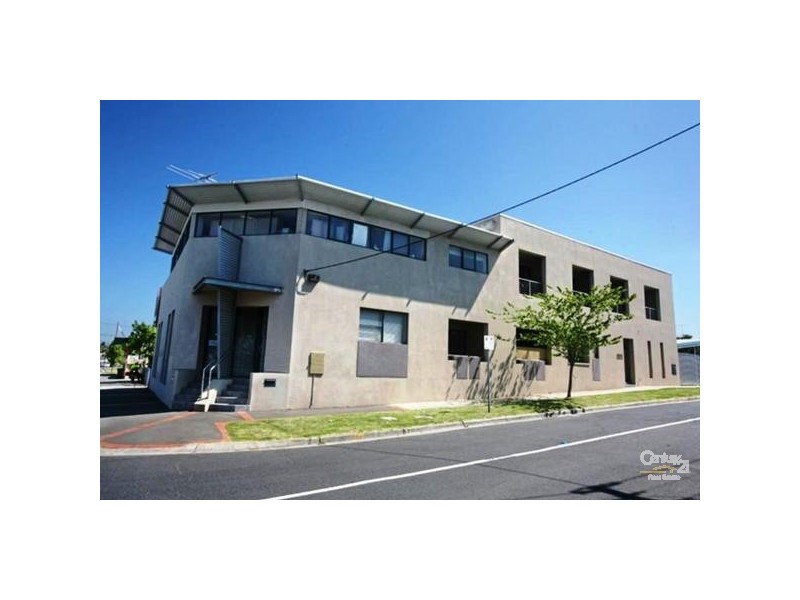 2/125 McKinnon Road, Mckinnon VIC 3204