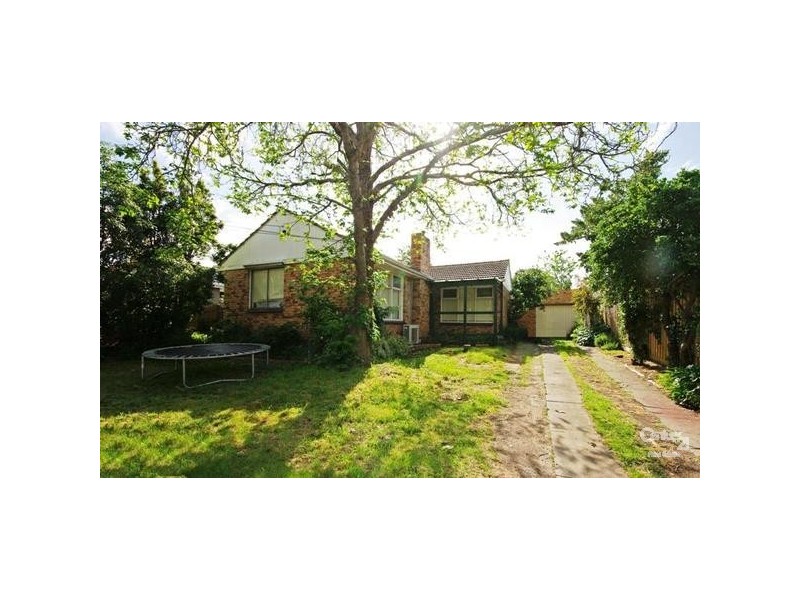 16 Sheffield Street, Bentleigh East VIC 3165