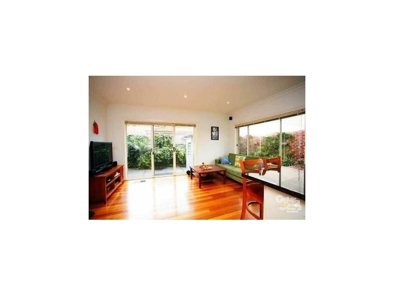 1/38 Balmoral Avenue, Mckinnon VIC 3204