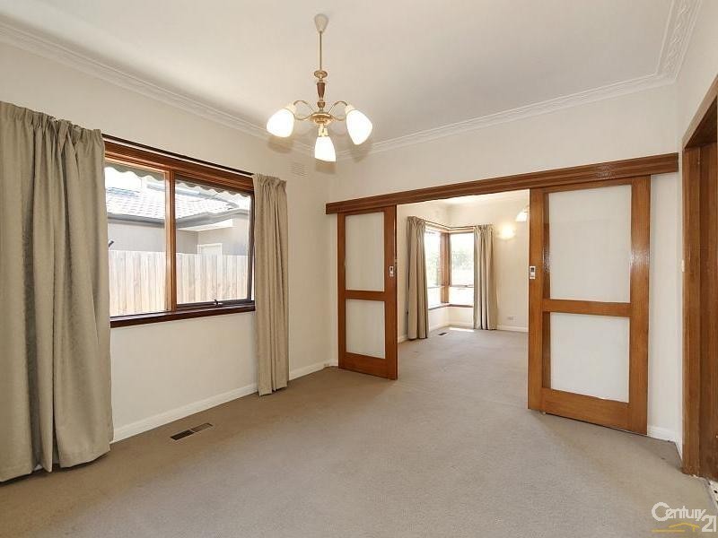 12 Huntley Road, Bentleigh VIC 3204