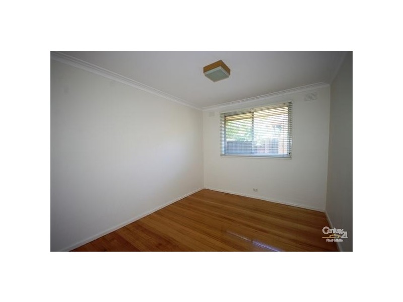 26 Pasadena Crescent, Bentleigh East VIC 3165