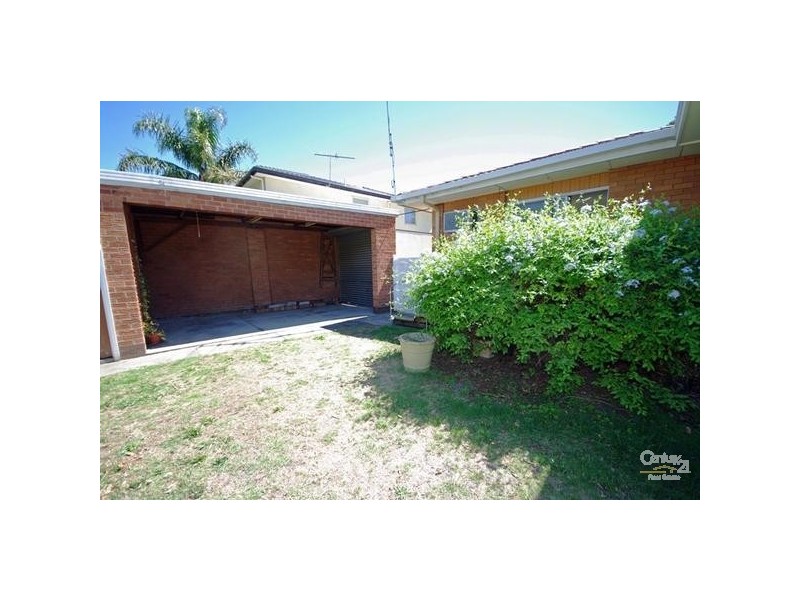 26 Pasadena Crescent, Bentleigh East VIC 3165