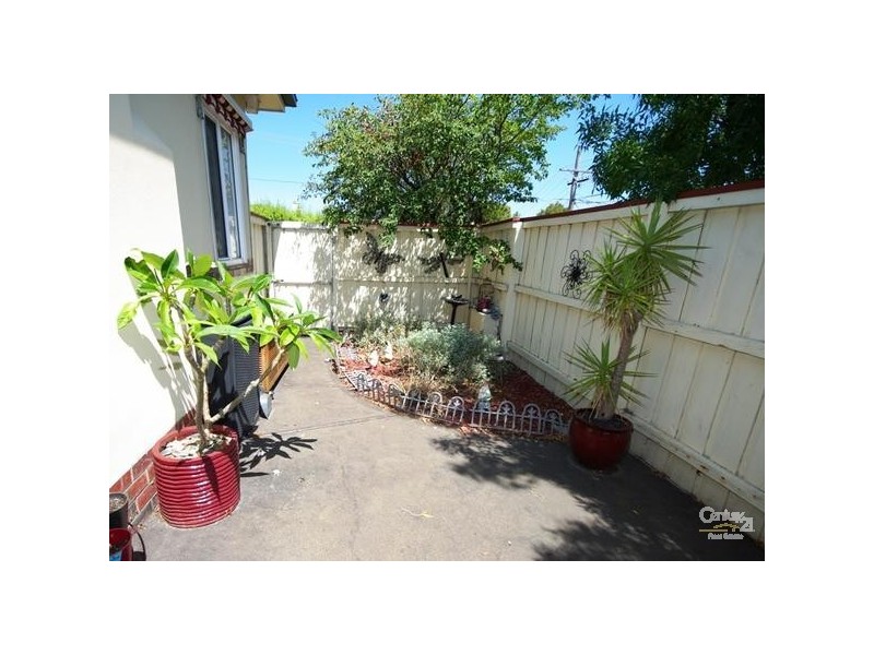 277 McKinnon Road, Mckinnon VIC 3204