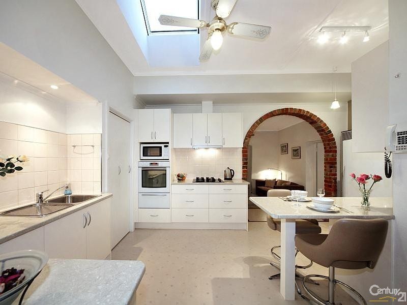 13 Parker Street, Ormond VIC 3204