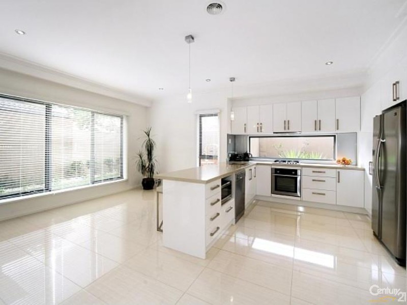 9 Lawson Street, Bentleigh VIC 3204