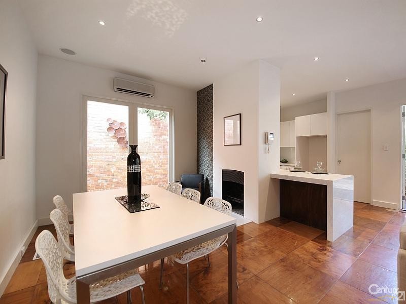 23 Empress Road, St Kilda East VIC 3183