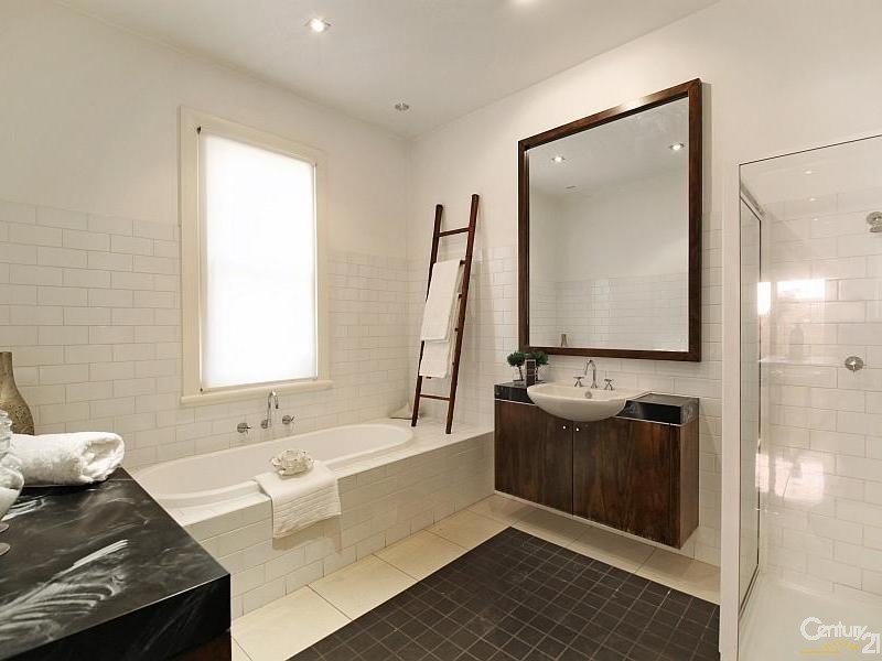 23 Empress Road, St Kilda East VIC 3183