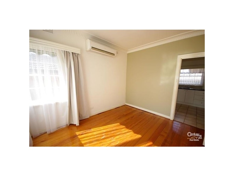 18 Melva Street, Bentleigh East VIC 3165