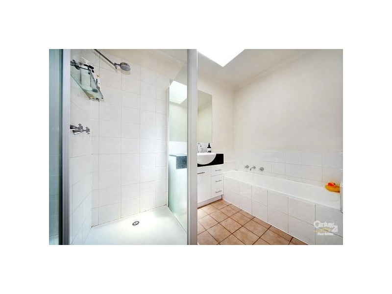 2A Gleniffer Avenue, Brighton East VIC 3187