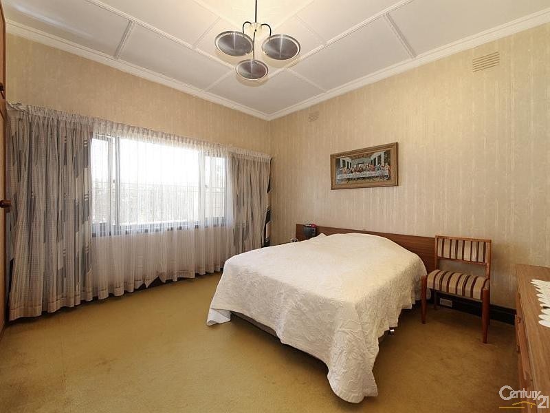 72 Wright Street, Mckinnon VIC 3204