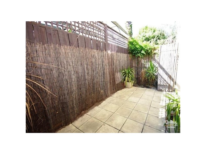 2/3 Wonga Court, Bentleigh East VIC 3165