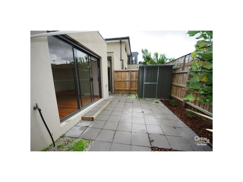 10/2-4 Faulkner Street, Bentleigh VIC 3204