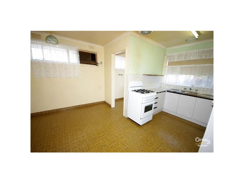 1/2 Rowland Street, Bentleigh East VIC 3165