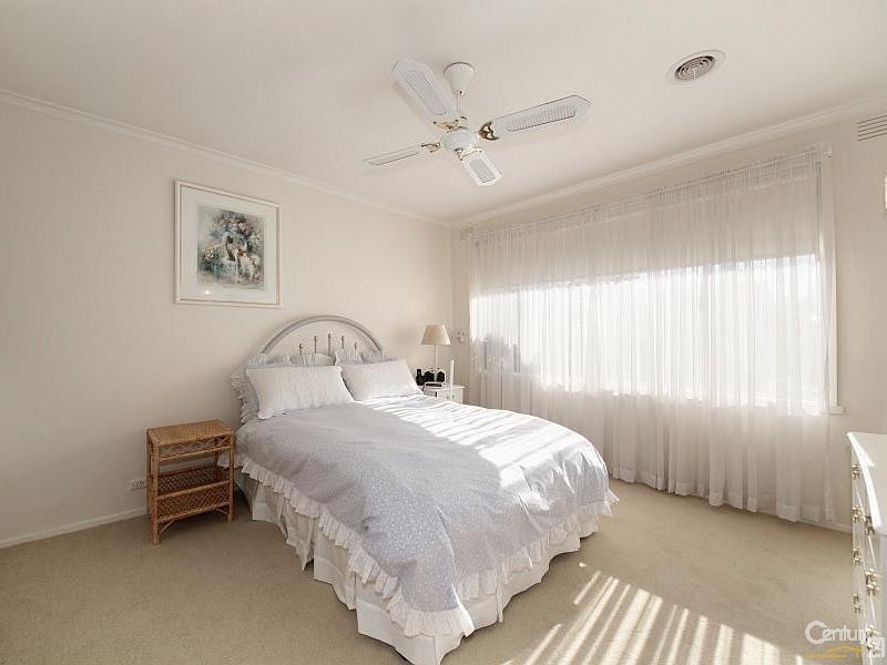 1/2 Scotts Street, Bentleigh VIC 3204