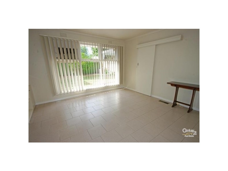 41 Kenjulie Drive, Bentleigh East VIC 3165