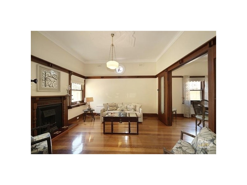 60 Hall Street, Mckinnon VIC 3204