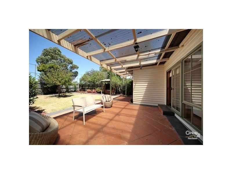 60 Hall Street, Mckinnon VIC 3204