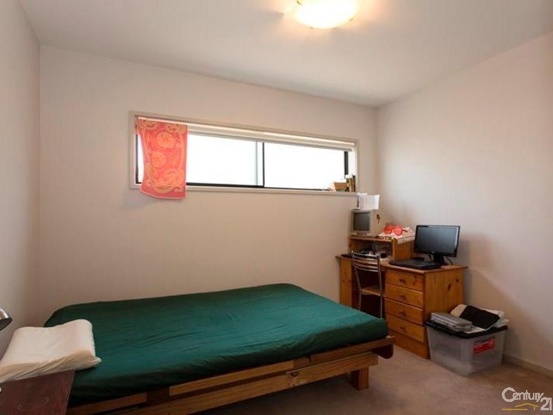 2/273 Grange Road, Ormond VIC 3204
