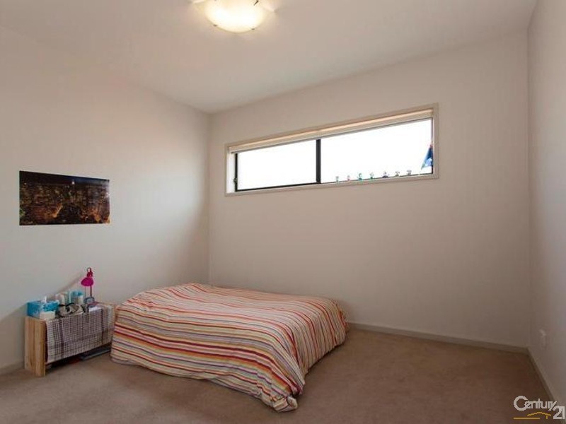 2/273 Grange Road, Ormond VIC 3204