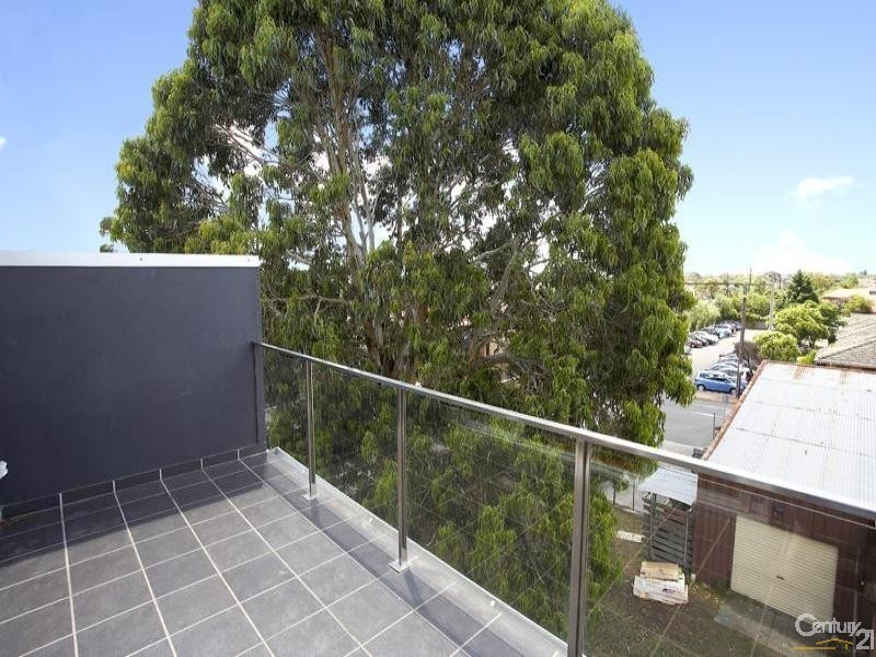 3/173 McKinnon Road, Mckinnon VIC 3204