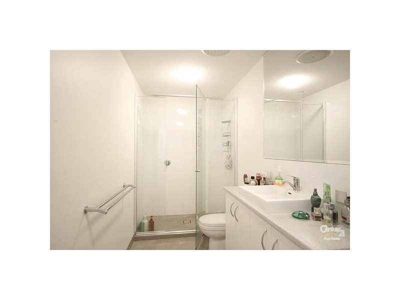 2/18 Bleazby Street, Bentleigh VIC 3204