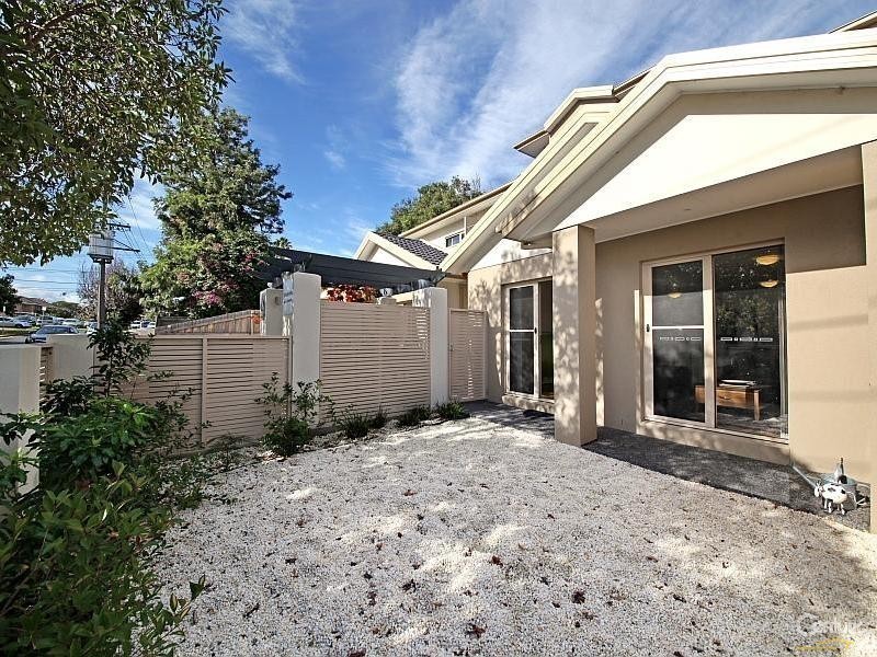 3/18 Bleazby Street, Bentleigh VIC 3204