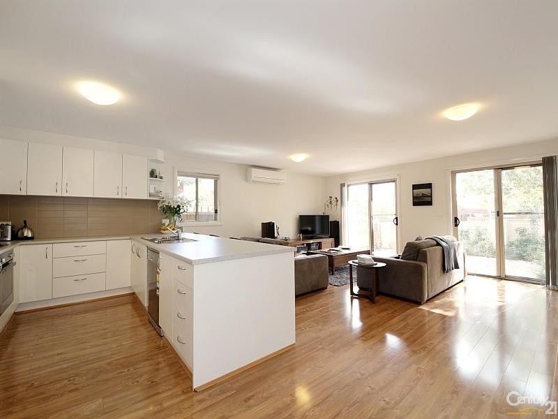 3/18 Bleazby Street, Bentleigh VIC 3204