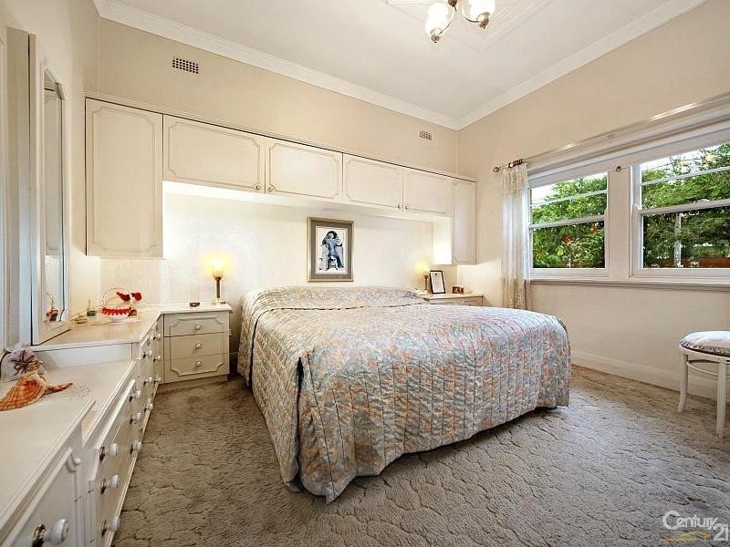 15 The Highway, Bentleigh VIC 3204