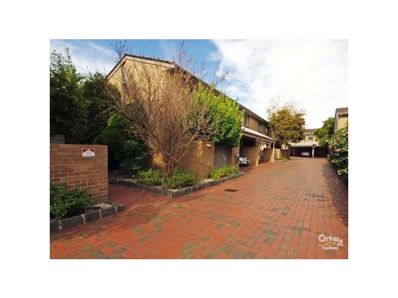 2/6 Bright Street, Brighton East VIC 3187