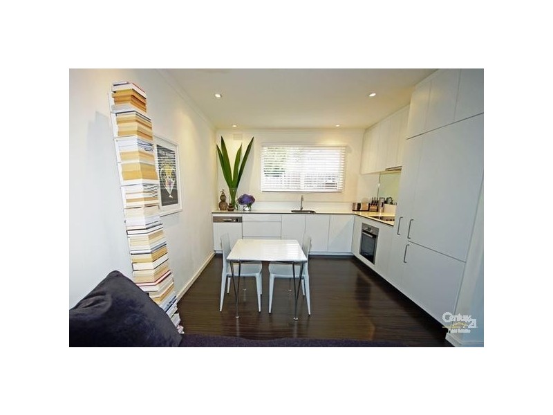 2/6 Bright Street, Brighton East VIC 3187