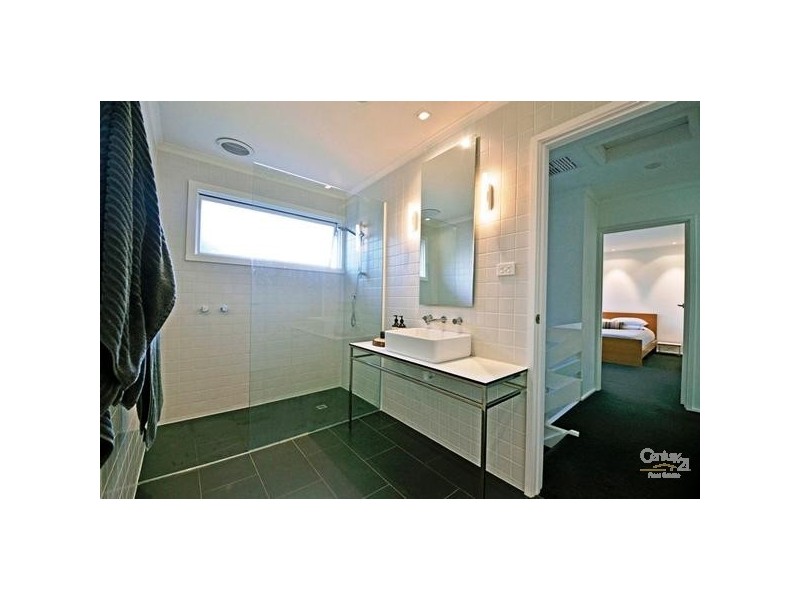 2/6 Bright Street, Brighton East VIC 3187