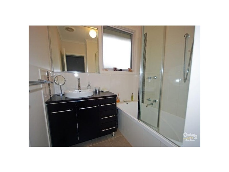 1/6 Harper Avenue, Bentleigh East VIC 3165