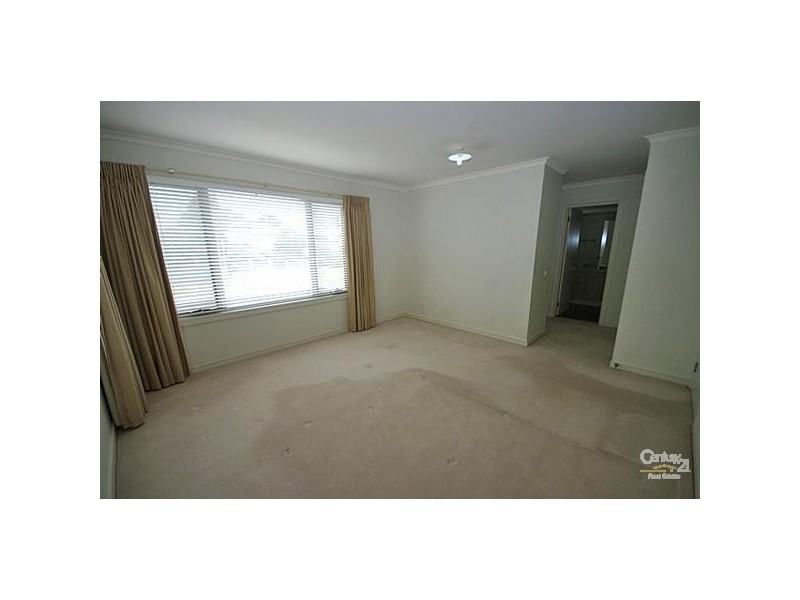 6 Turnberry Court, Heatherton VIC 3202