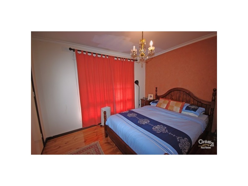 2/3 Sunray Avenue, Cheltenham VIC 3192