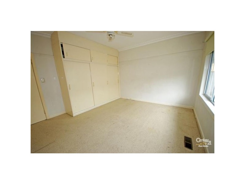 6 Purtell Street, Bentleigh VIC 3204