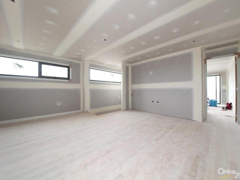 66 Wright Street, Mckinnon VIC 3204