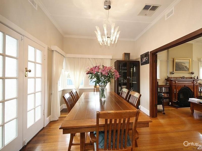 2 Bewdley Street, Ormond VIC 3204