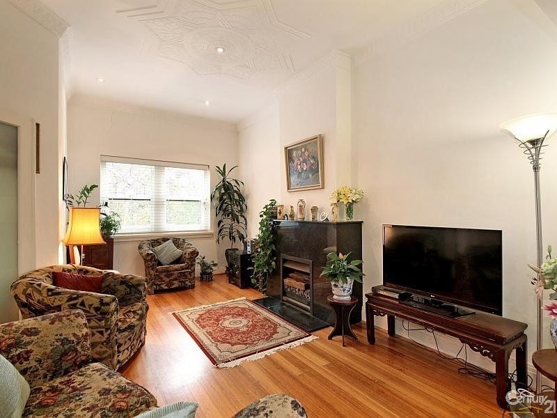 84 Oakleigh Road, Carnegie VIC 3163