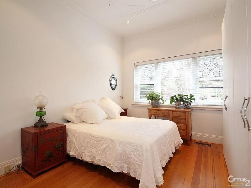84 Oakleigh Road, Carnegie VIC 3163