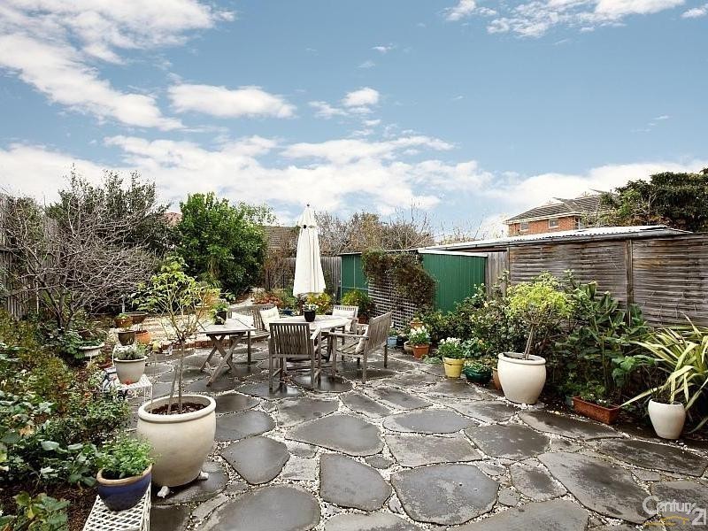 84 Oakleigh Road, Carnegie VIC 3163
