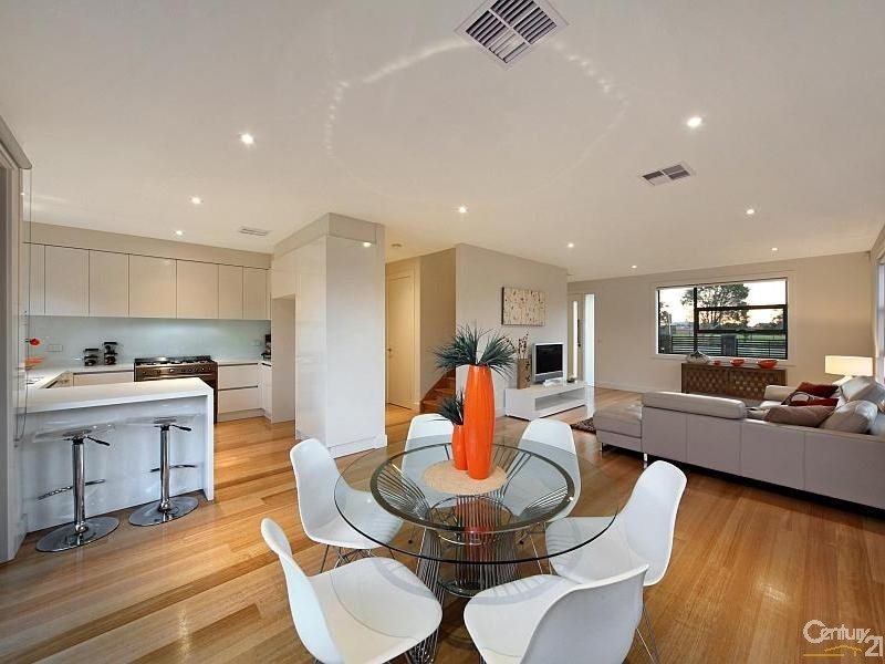 218 Tucker Road, Mckinnon VIC 3204