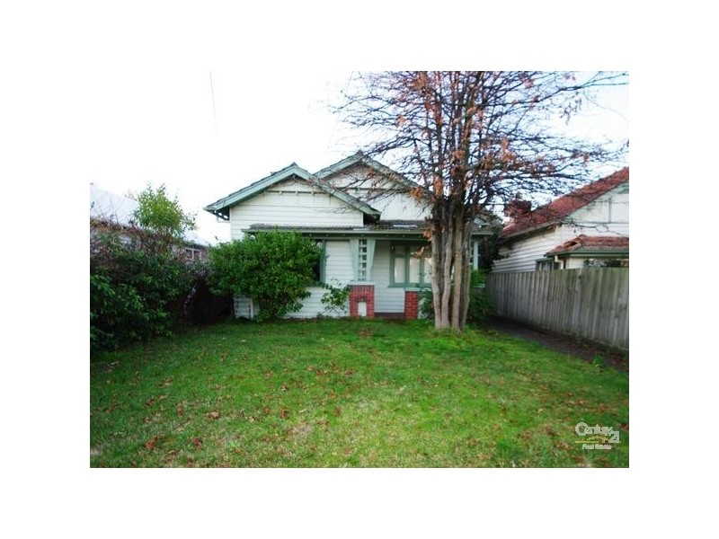 11 Exhibition Street, Mckinnon VIC 3204