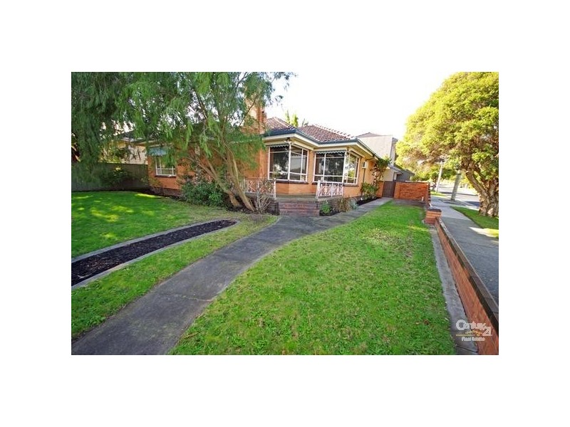 18 East Boundary Road, Bentleigh East VIC 3165