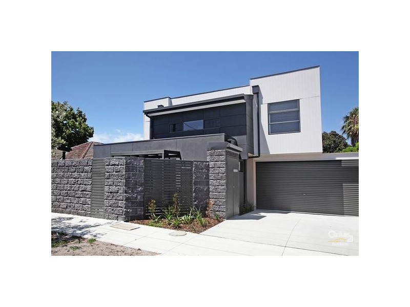 1/2 Jasper Road, Bentleigh VIC 3204