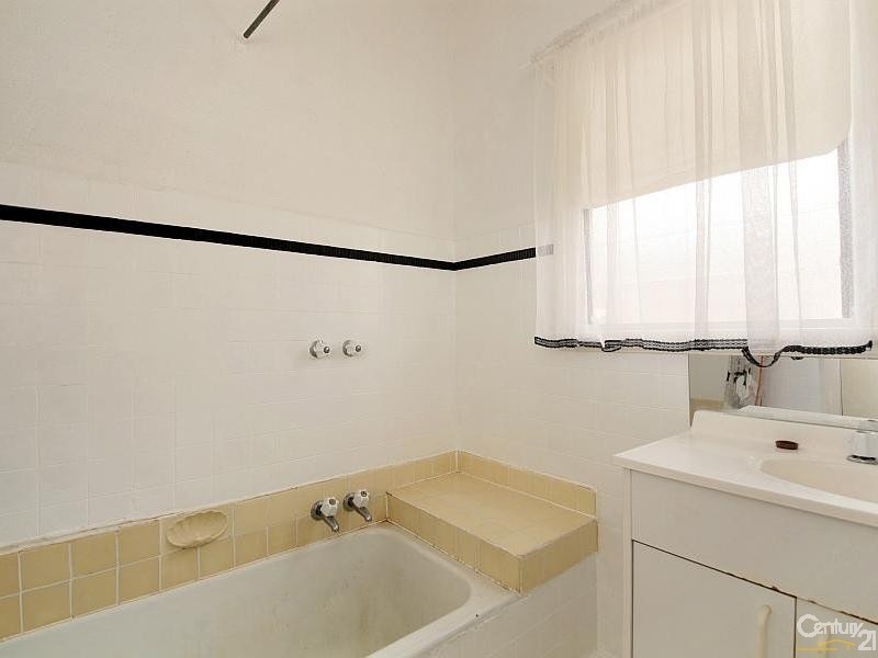 42 Oak Street, Bentleigh VIC 3204